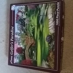 Vermont Christmas company puzzle 1000 Golfer's Paradise 27×19". New